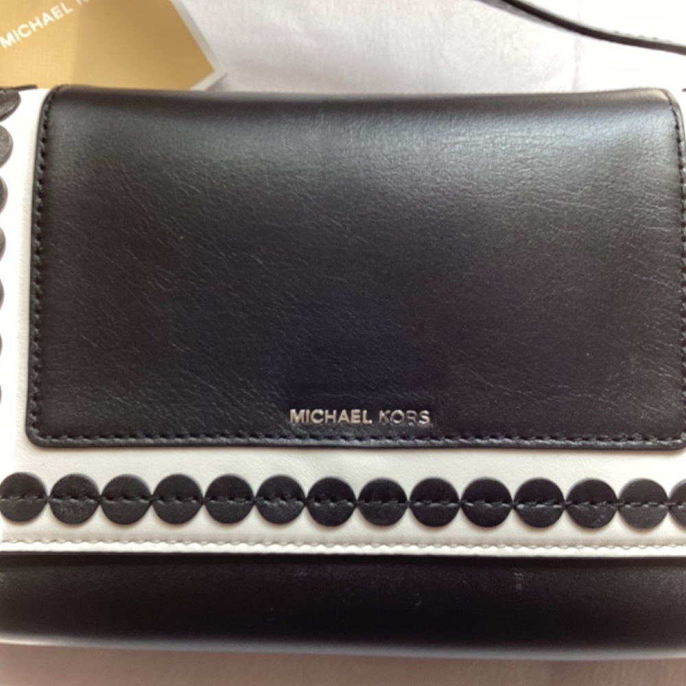 New Michael Kors Leather Crossbody polkadot Bag Purse NWT Black White silver dot - Picture 3 of 12